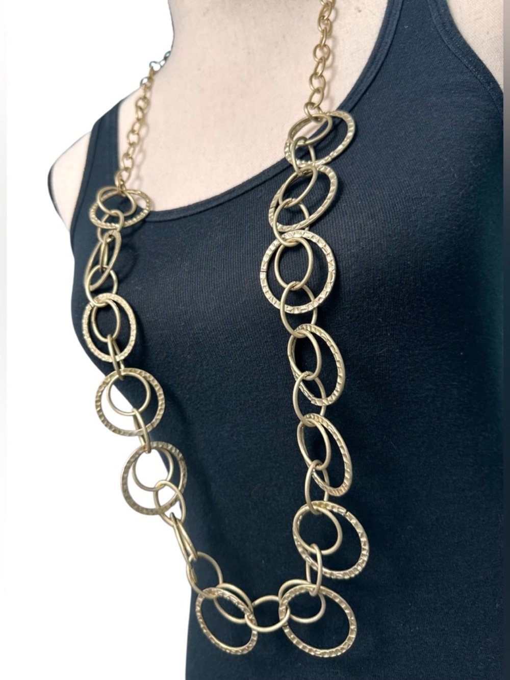 💛Jones New York Interlocking Circles Long Necklace